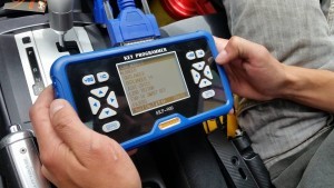 skp900-key-programmer-lancer-4