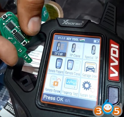 VVDI-Key-Tool-generate-Suzuki-remote-(22)