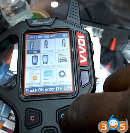 VVDI-Key-Tool-generate-Suzuki-remote-(3)