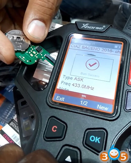 VVDI-Key-Tool-generate-Suzuki-remote-(32)