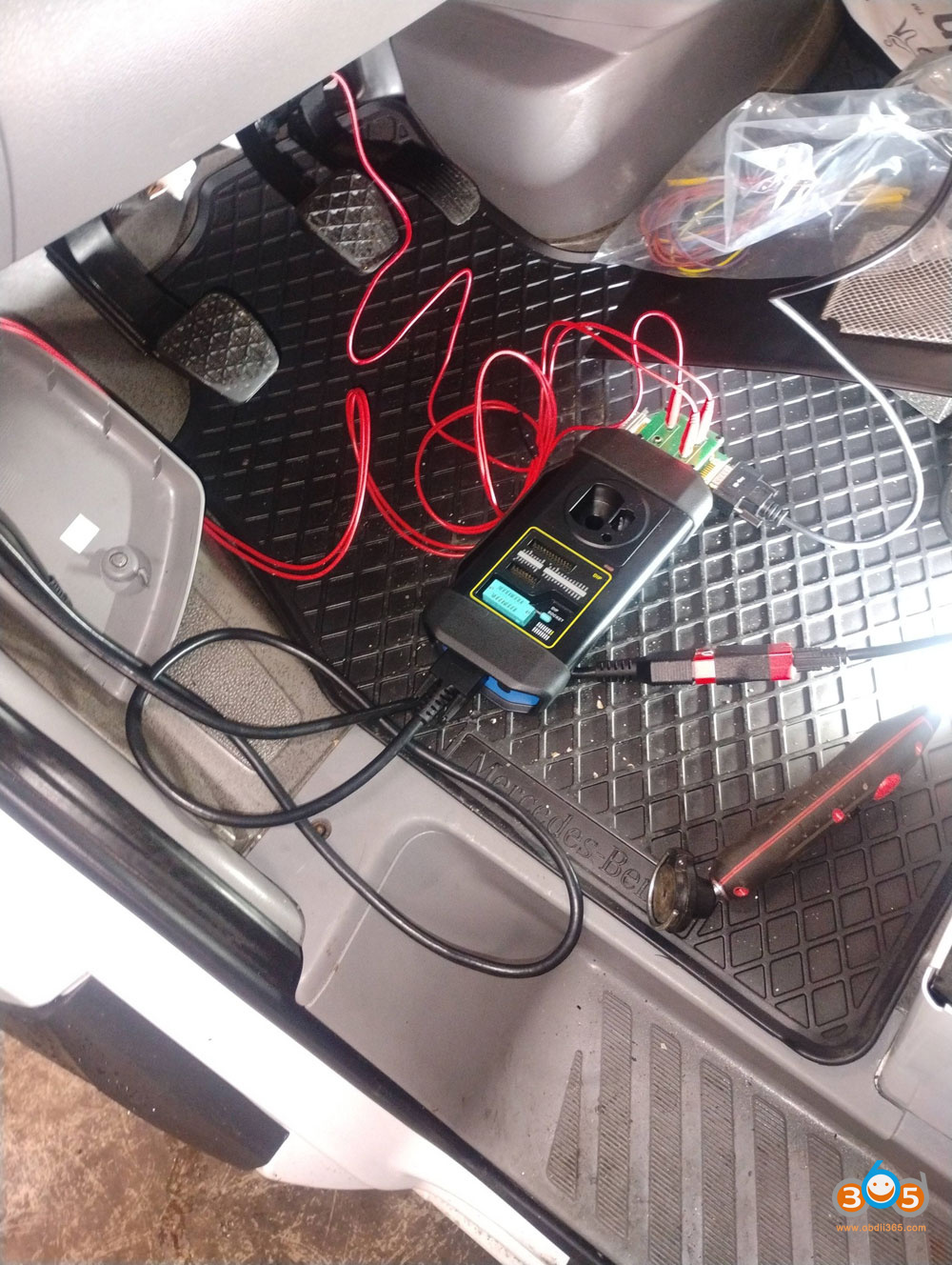 Launch X431 Immo Plus Sprinter 906 2016 AKL 1